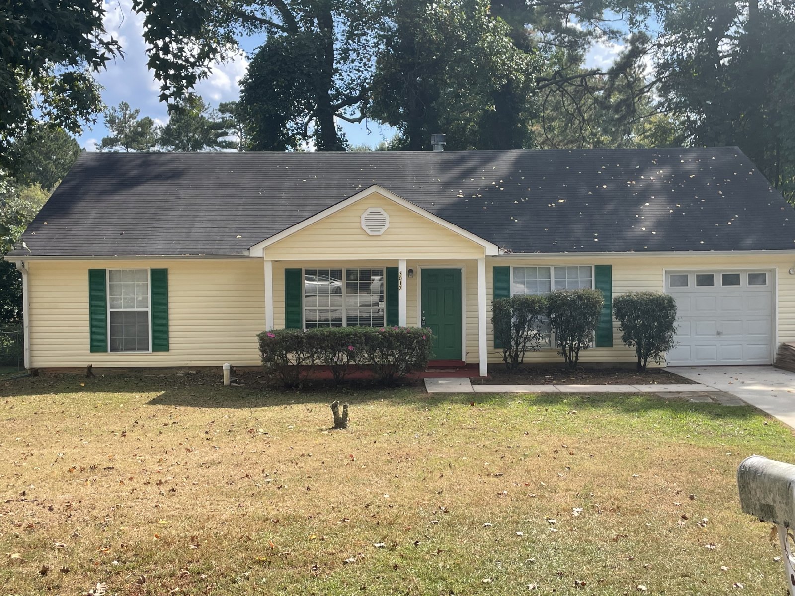 3 Bedroom Rental – 3017 Deerfield Way, Rex, GA, 30273